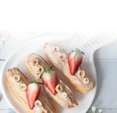 Rezept | Eclairs mit weißer Schokoladen-Haselnusscreme