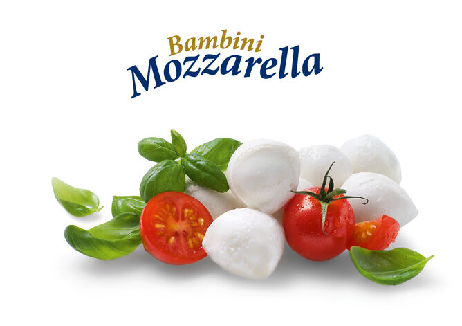 Bambini Mozzarella Mini classic - GOLDSTEIG Käsespezialitäten Bambini Mozzarella Mini Classic von GOLDSTEIG mit Tomaten und Basilikum