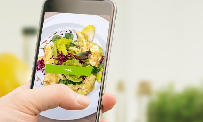 Rezept teilen - Iphone mit Foto von Gericht mit GOLDSTEIG Produkten 